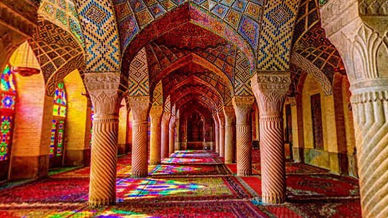 10. Mezquita Nasir Al Mulk